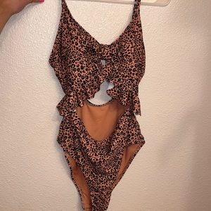 Hurley One Piece Swimsuit. SP